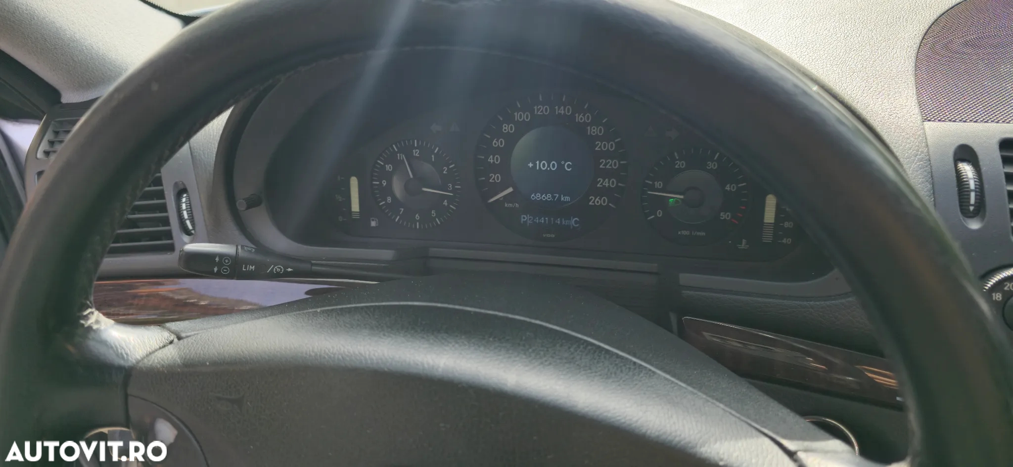 Mercedes-Benz E - 15