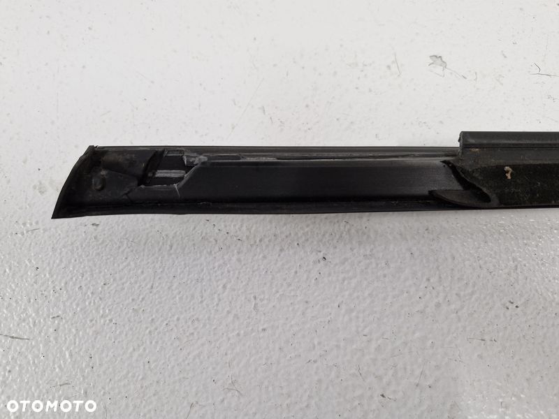 fiat 500x 500 x listwa zgarniająca drzwi prawy tył prawa tylna czarna - 8