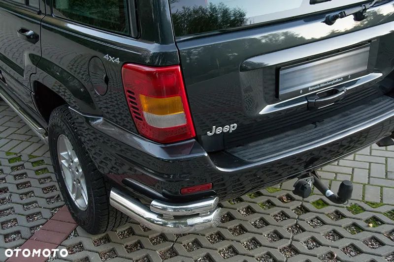 Jeep Grand Cherokee - 4