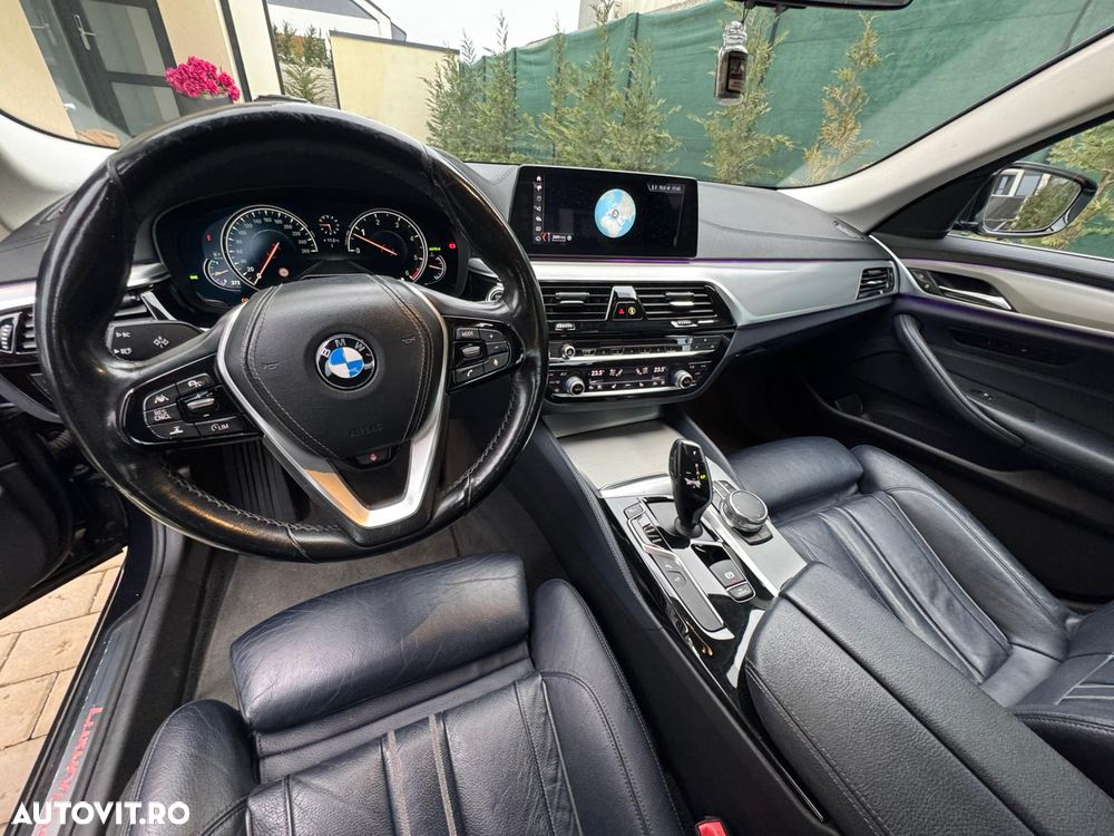 BMW Seria 5 530d xDrive AT - 7
