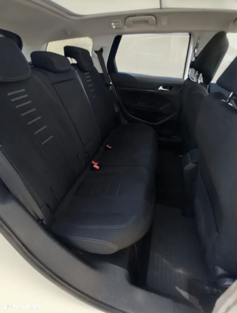 Peugeot 308 - 11