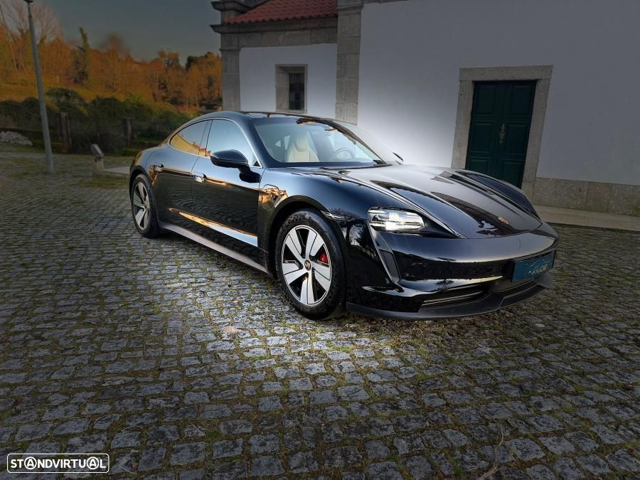 Porsche Taycan 4S - 2