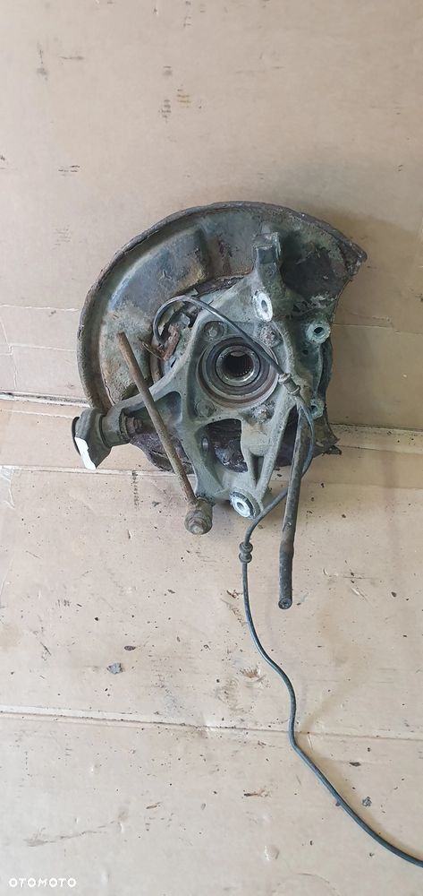 Zwrotnica piasta lewy tył tylna lewa Mercedes E-Klasa W211 3.0 3.5 V6 - 6