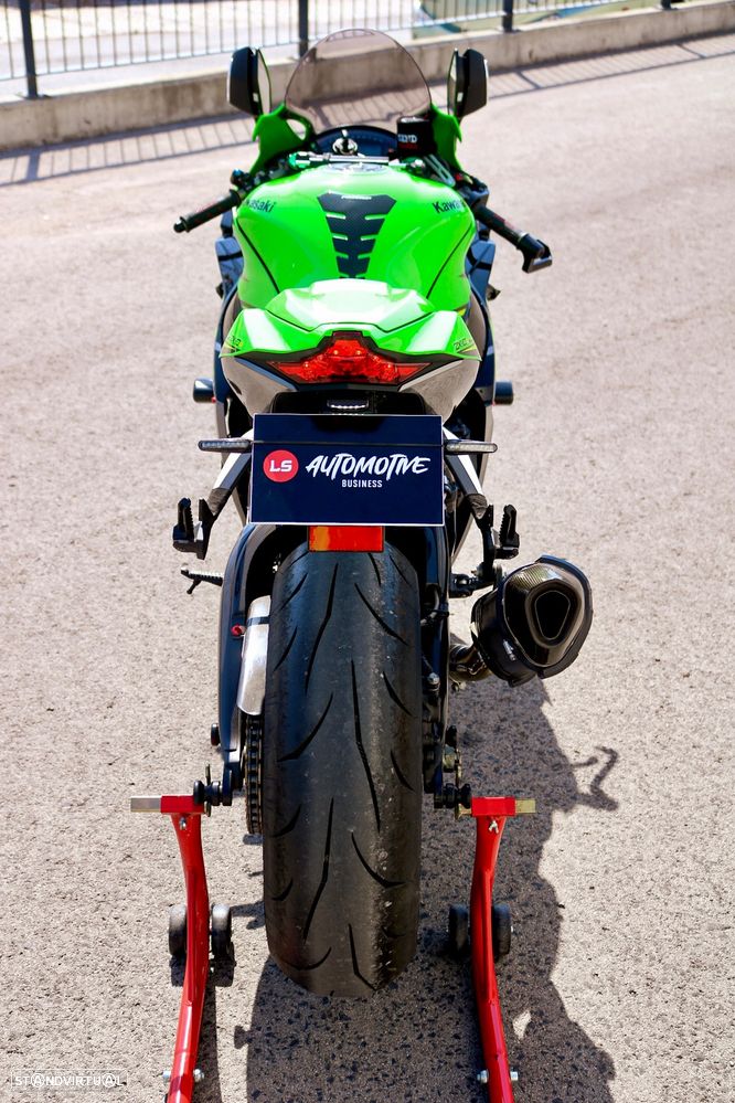 Kawasaki ZXR KRT 2019 - 8