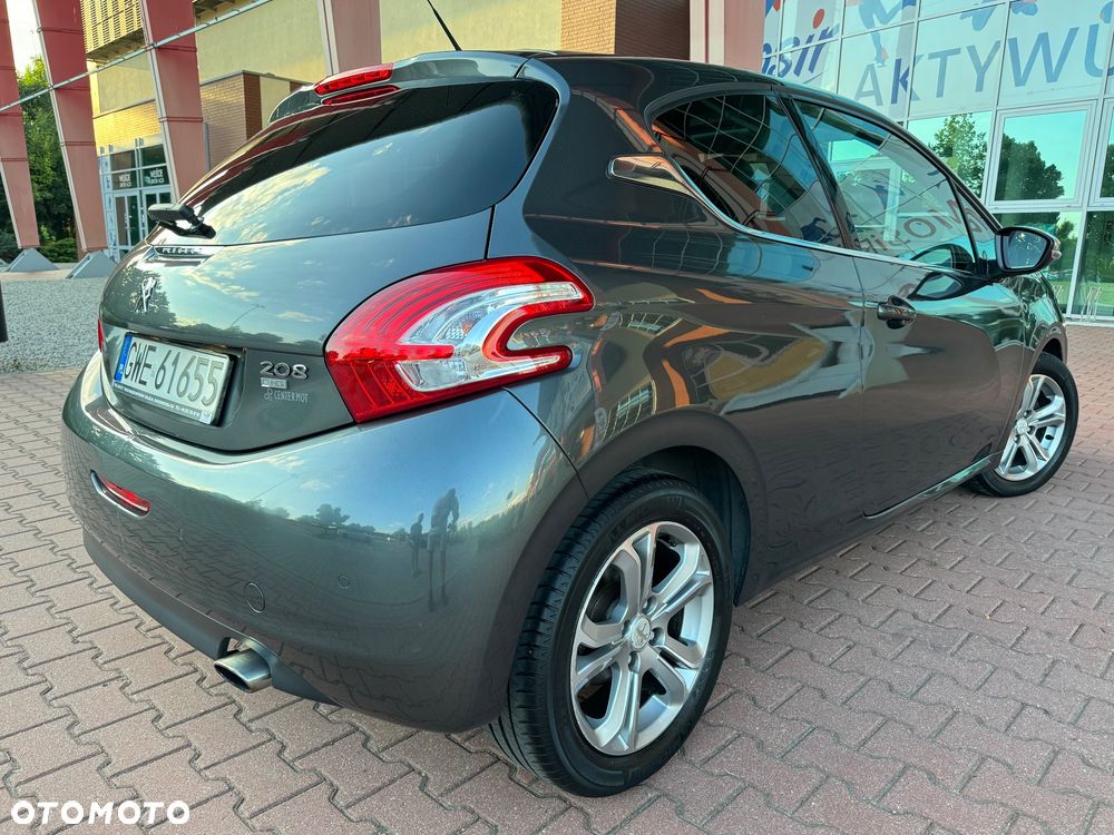 Peugeot 208 - 15