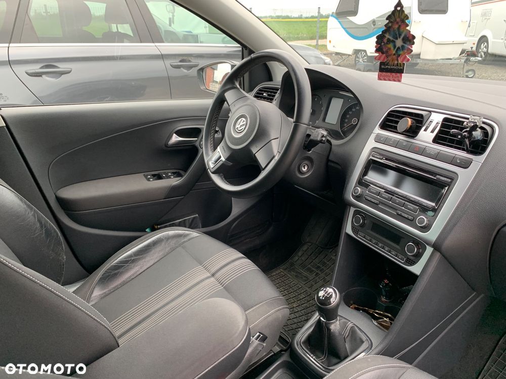Volkswagen Polo - 14