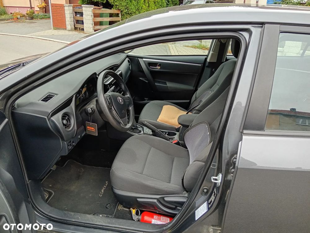 Toyota Corolla 1.6 Active - 8
