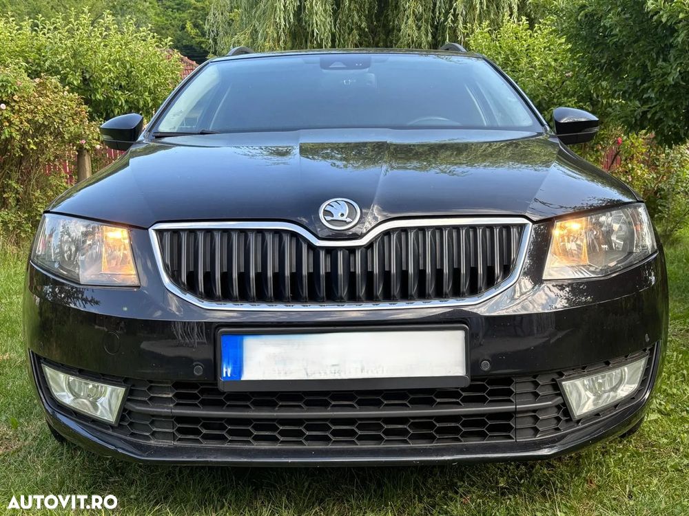 Skoda Octavia 1.6 TDI AMBITION - 6