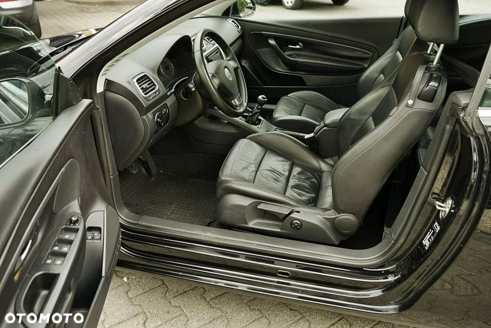 Volkswagen Eos - 16