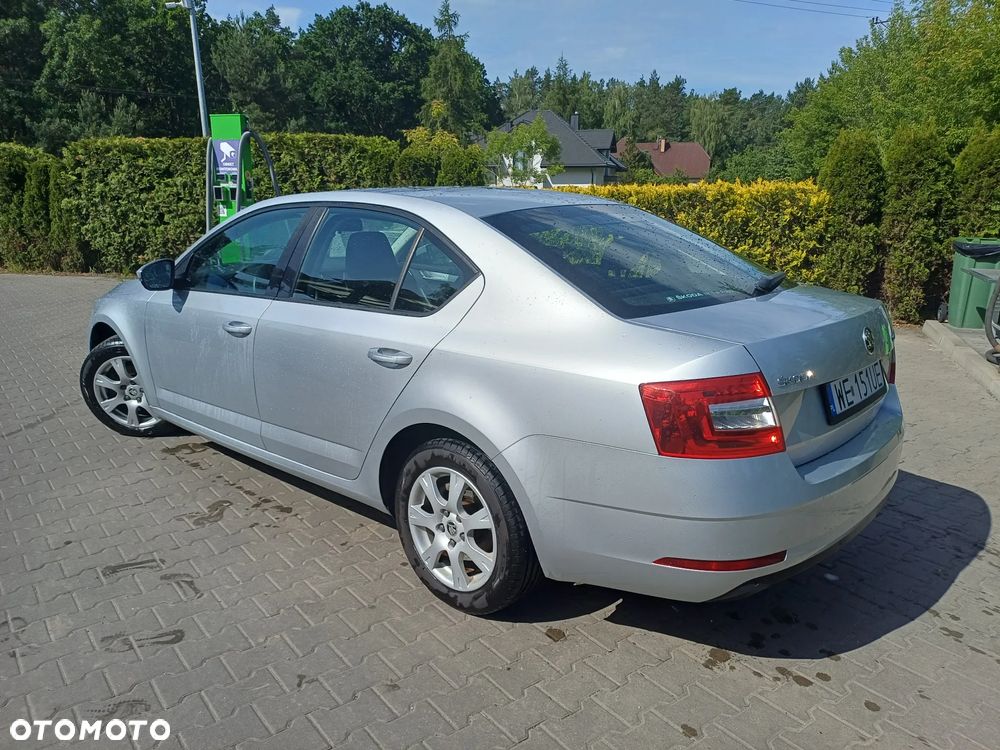 Skoda Octavia 1.4 TSI Ambition - 9