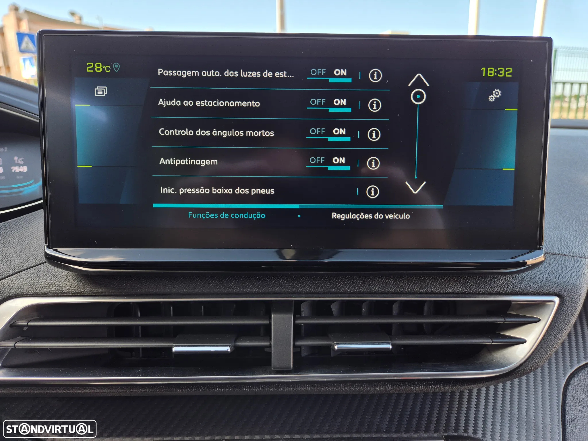 Peugeot 3008 1.6 Hybrid Allure Pack e-EAT8 - 42