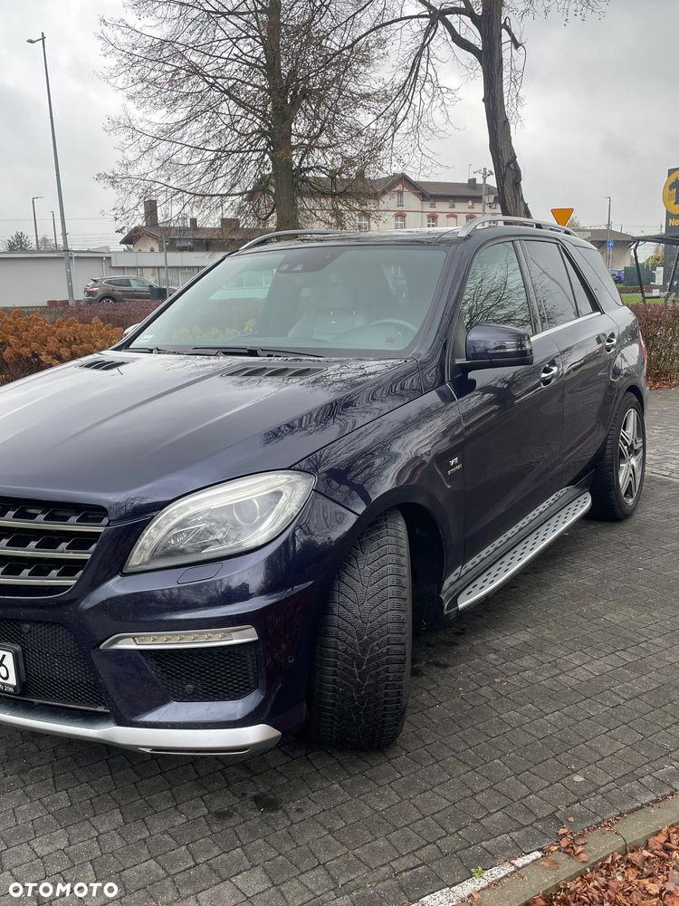 Mercedes-Benz ML 63 AMG 4-Matic - 3