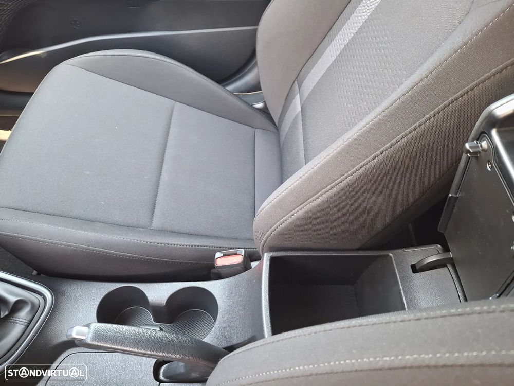 Hyundai i20 1.2 MPi Comfort - 23