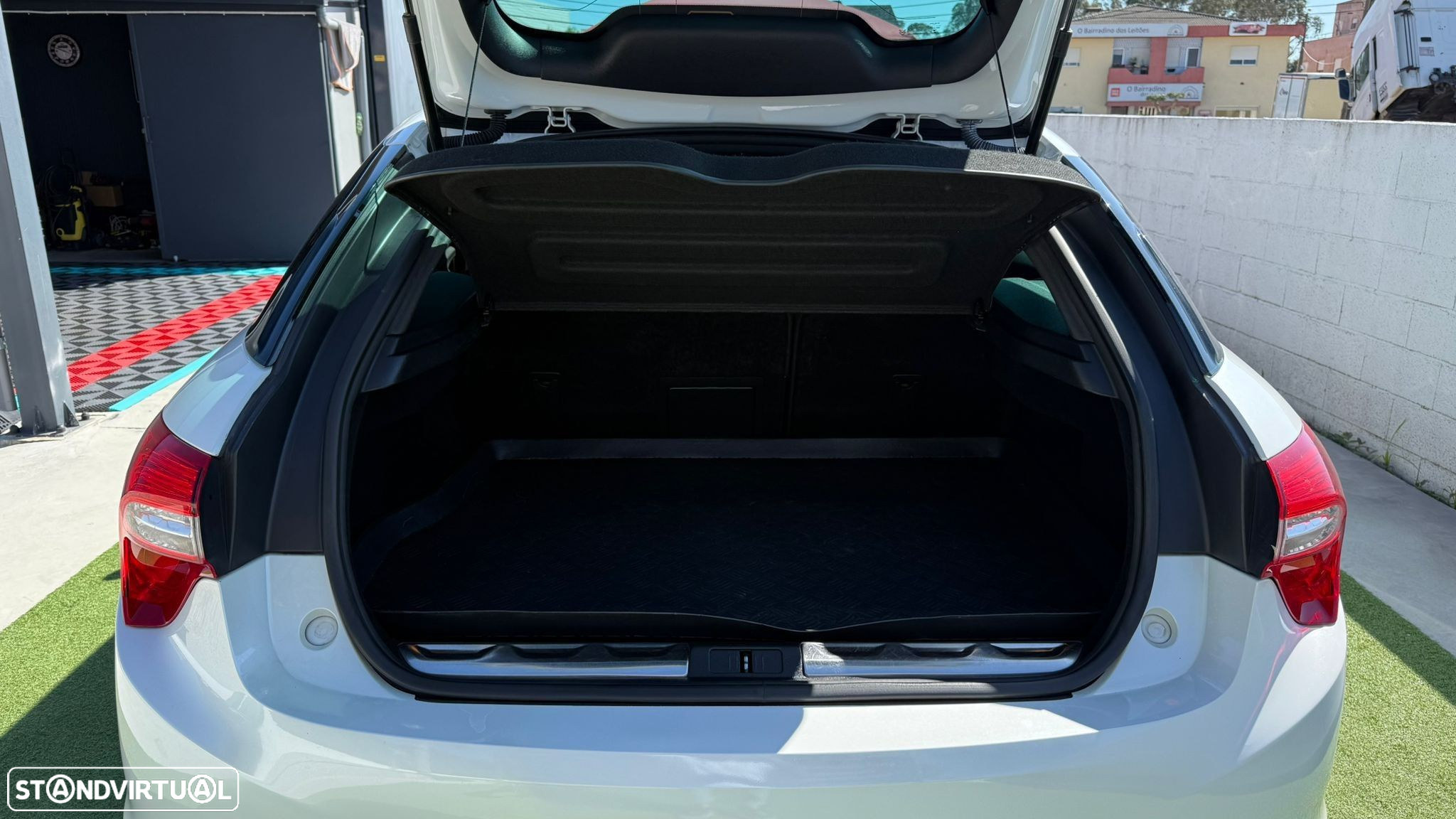 Citroën DS5 2.0 HDi Hybrid4 Sport Chic CMP6 - 8