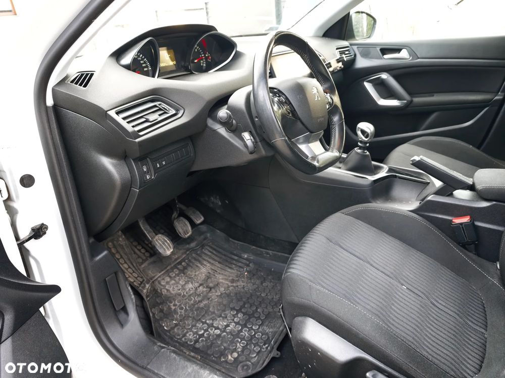 Peugeot 308 1.6 BlueHDi Business Line S&S - 12