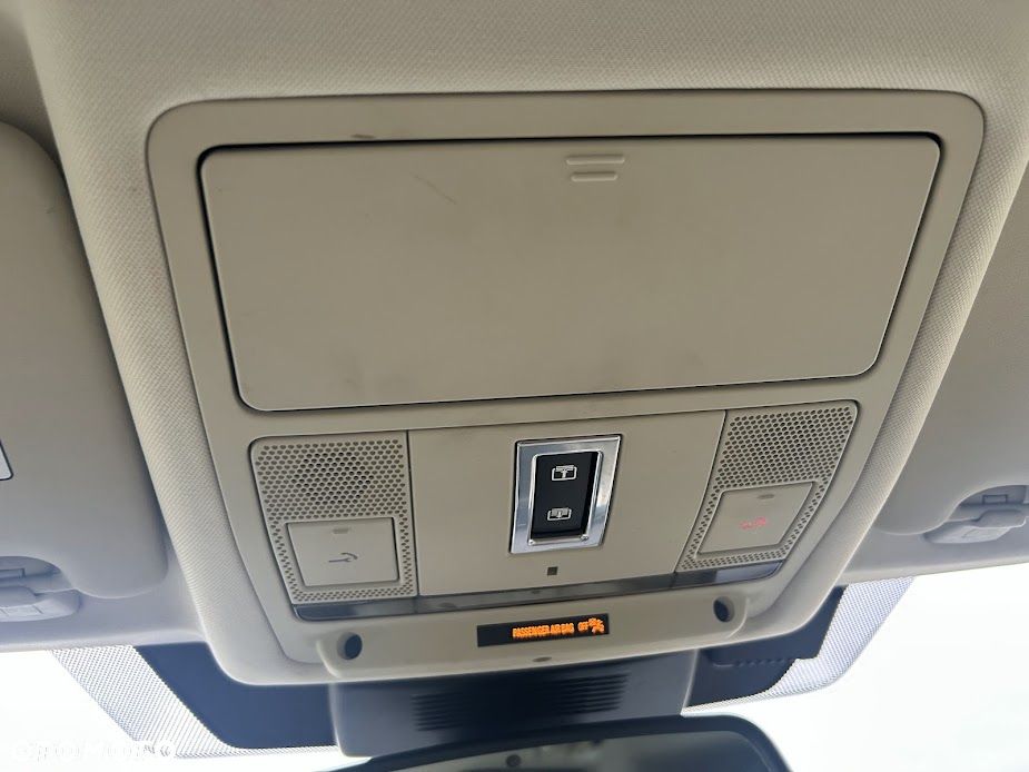 Land Rover Discovery Sport - 19