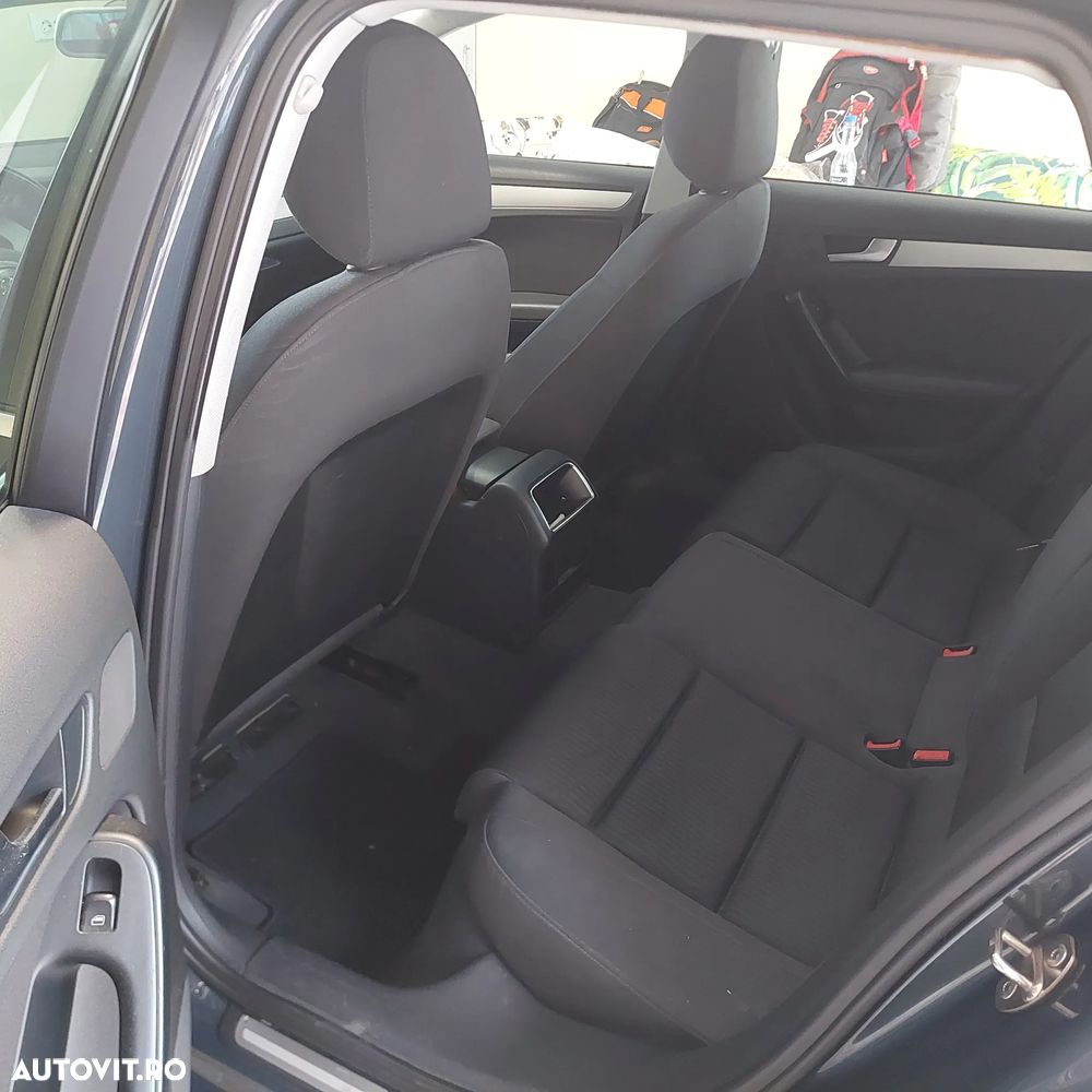 Audi A4 Avant 2.0 TDI - 6