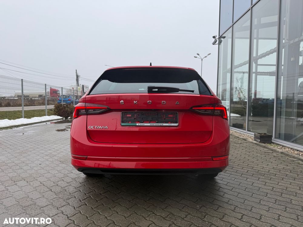 Skoda Octavia 2.0 TDI DSG Style - 4