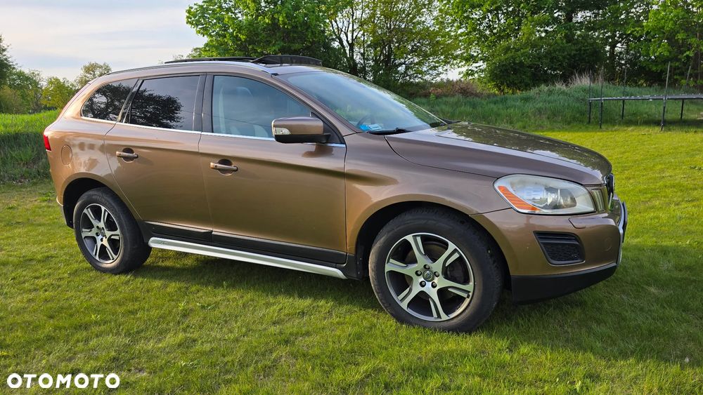 Volvo XC 60 D5 AWD Summum - 3
