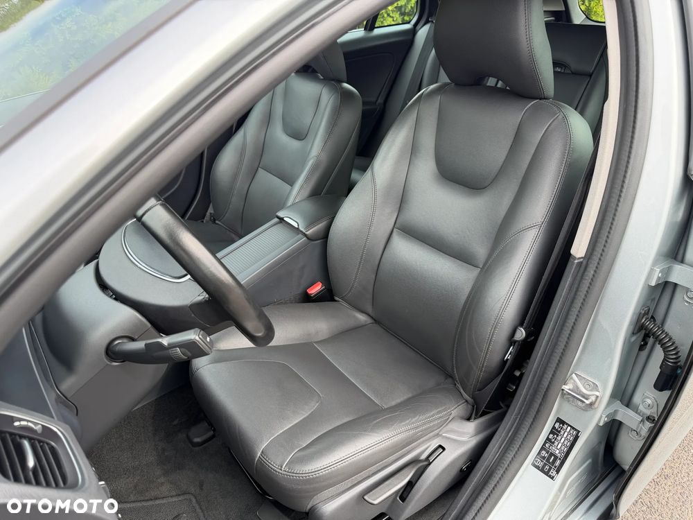 Volvo V60 - 29