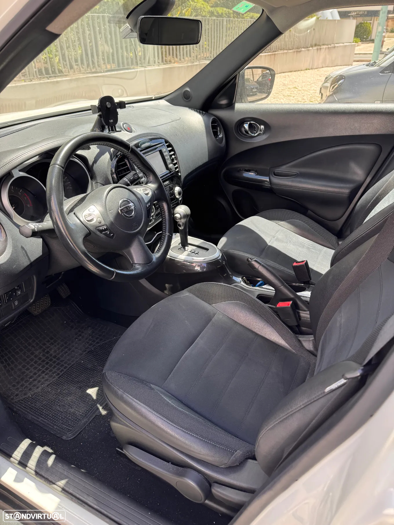 Nissan Juke 1.6 Xtronic Tekna - 9