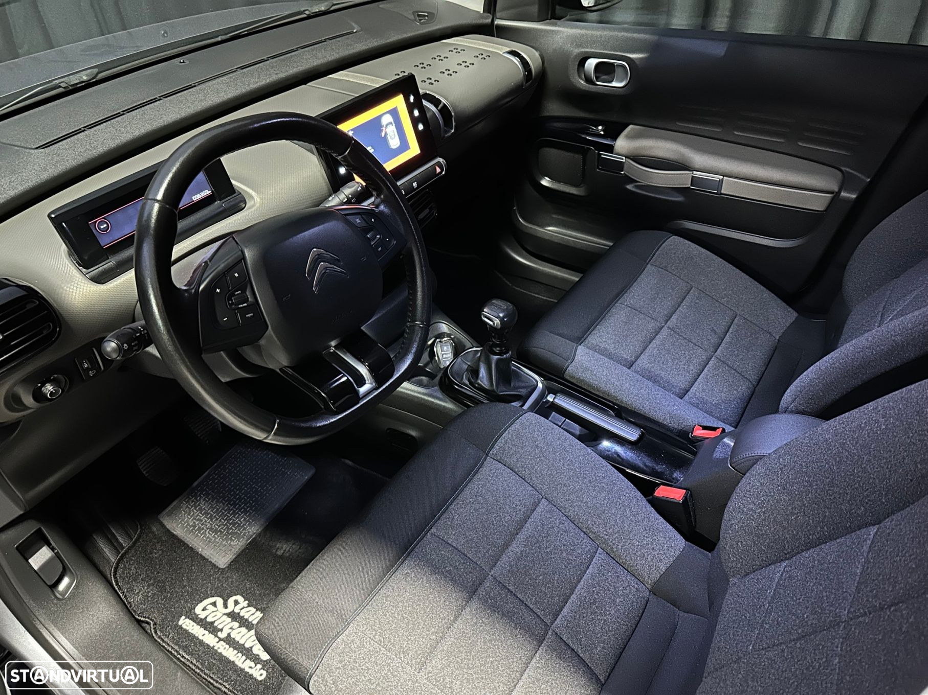 Citroën C4 Cactus 1.2 PureTech Shine - 11
