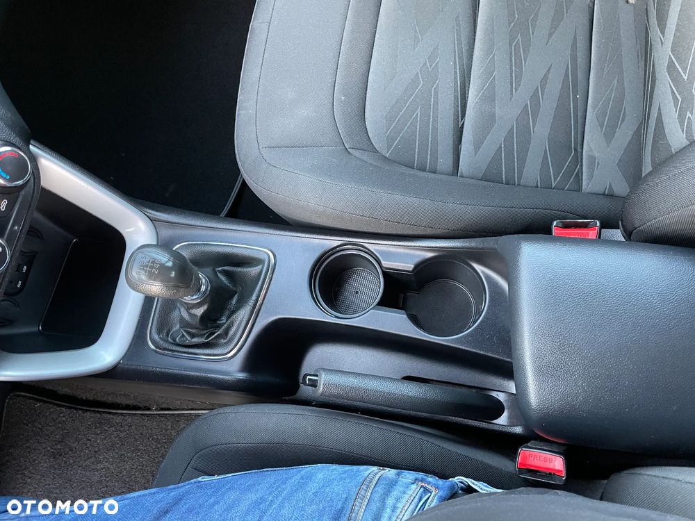 Kia Ceed 1.4 CVVT Attract - 26