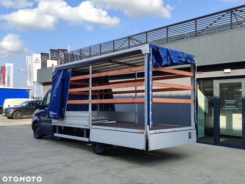 Mercedes-Benz Sprinter - 16
