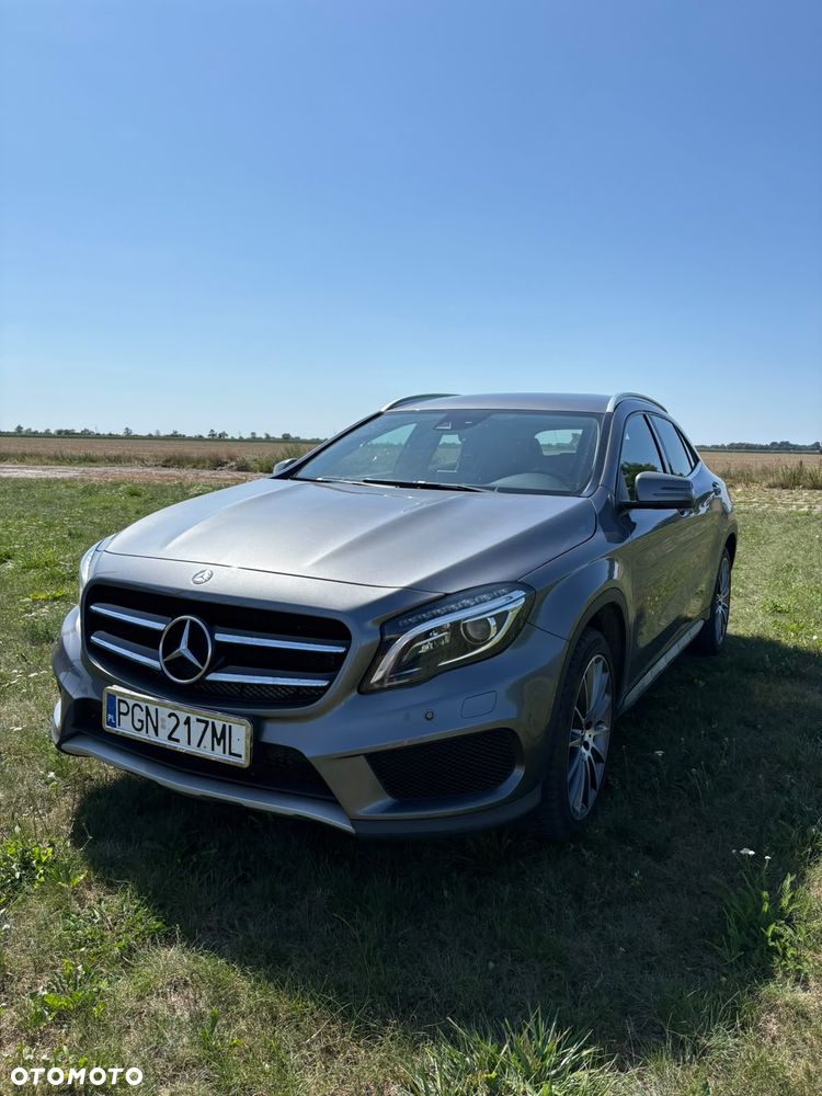 Mercedes-Benz GLA 200 7G-DCT - 1
