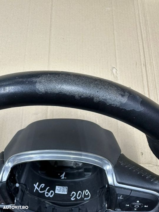 Volan piele cu comenzi VOLVO XC60 an 2019-2020 cu mic defect optic - 6