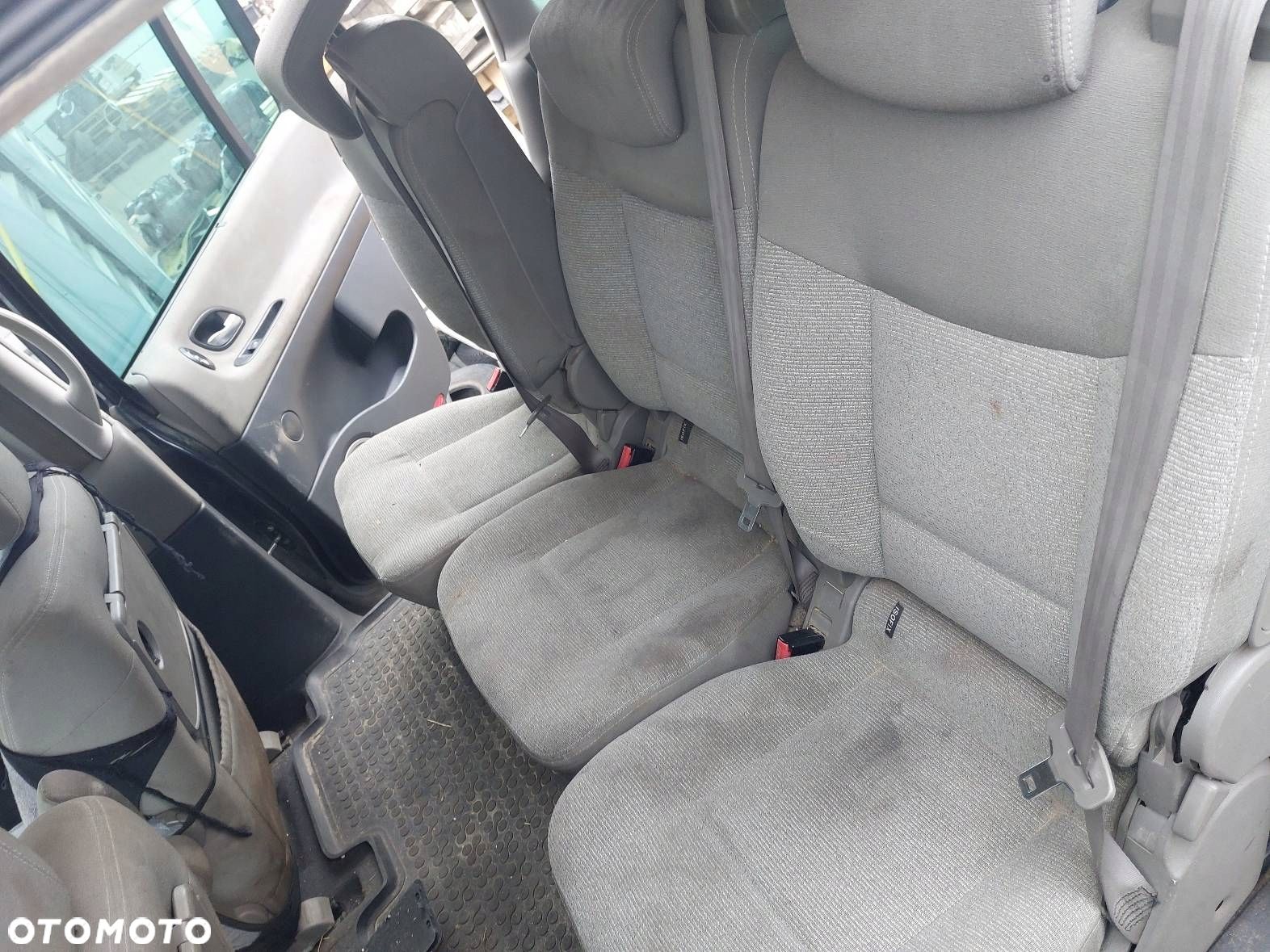 FOTEL TYŁ TYLNY RENAULT ESPACE IV - 1