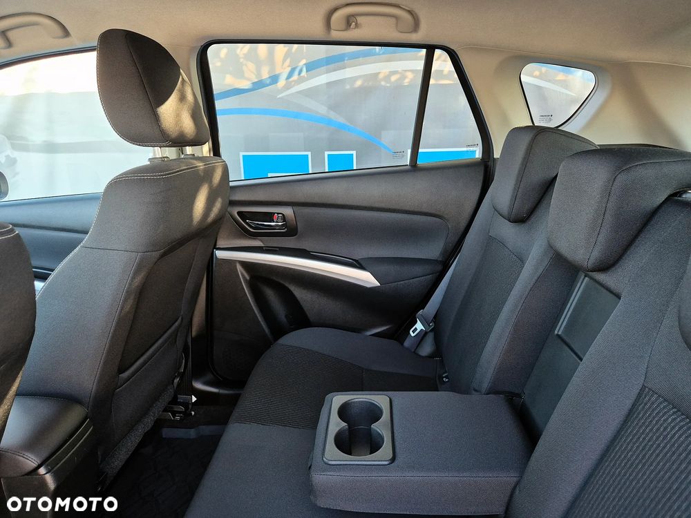 Suzuki SX4 S-Cross - 12