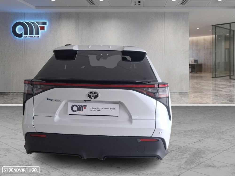 Toyota bZ4X 71,4 kWh Premium - 18