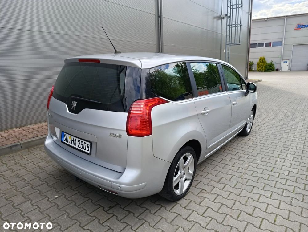 Peugeot 5008 1.6 THP Active - 16