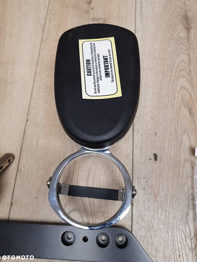 Podłokietniki pasażera Kuryakyn 8959 Harley Davidson Tri Glide - 7