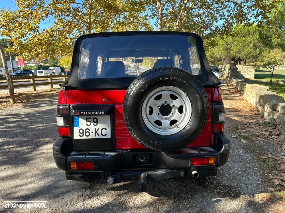 Mitsubishi Pajero - 8
