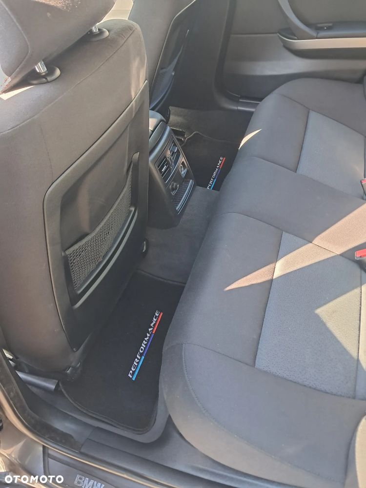 BMW Seria 3 - 18