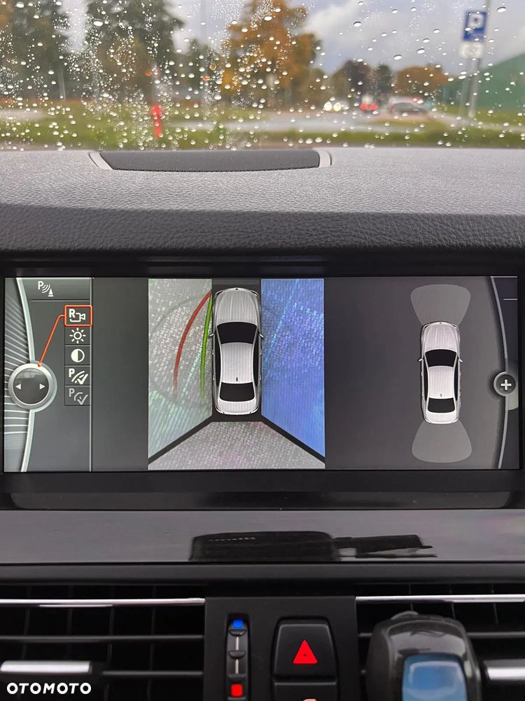 BMW Seria 5 520d - 24