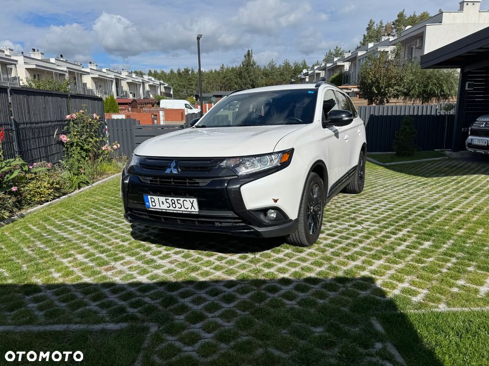 Mitsubishi Outlander - 14