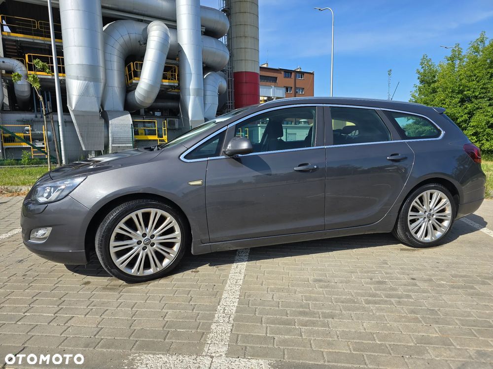 Opel Astra 1.4 T Sport - 1