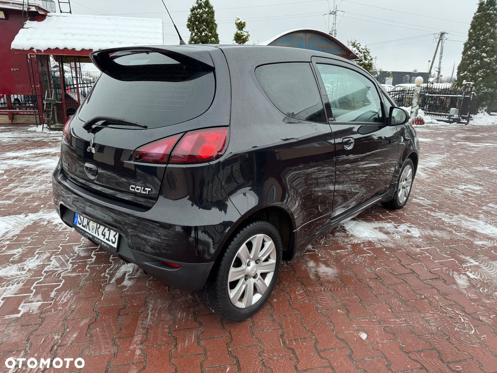 Mitsubishi Colt - 14