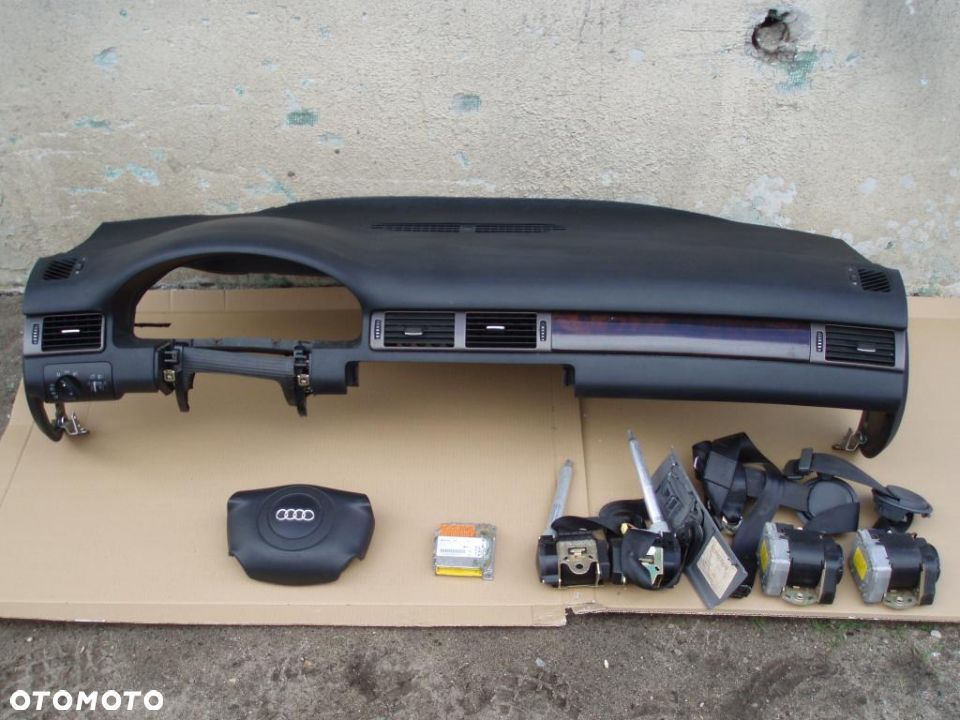 AUDI A6 C5 DESKA KONSOLA PODUSZKI PASY SENSOR EUROPA - 1