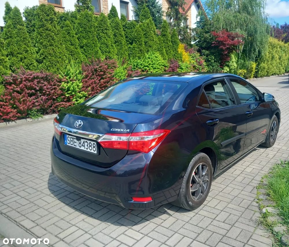 Toyota Corolla 1.6 Active - 5