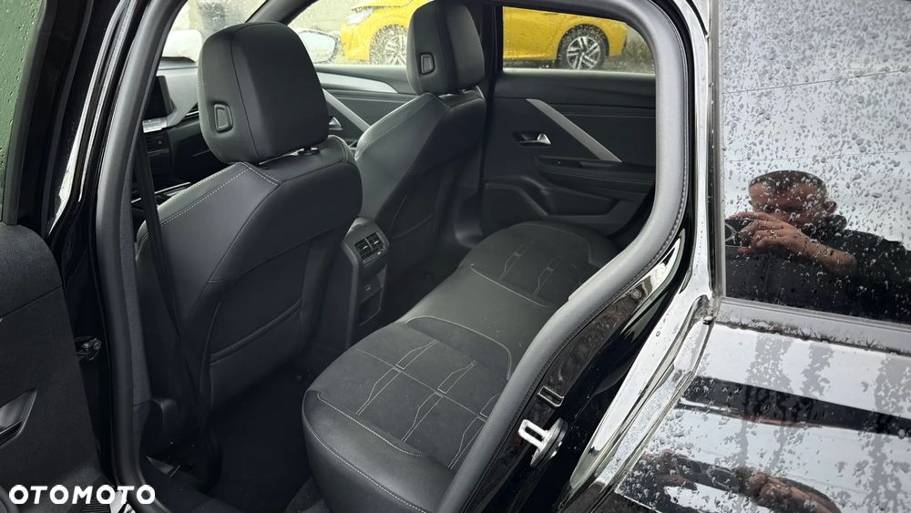 Opel Astra 1.2 Turbo Automatik GS Line - 18