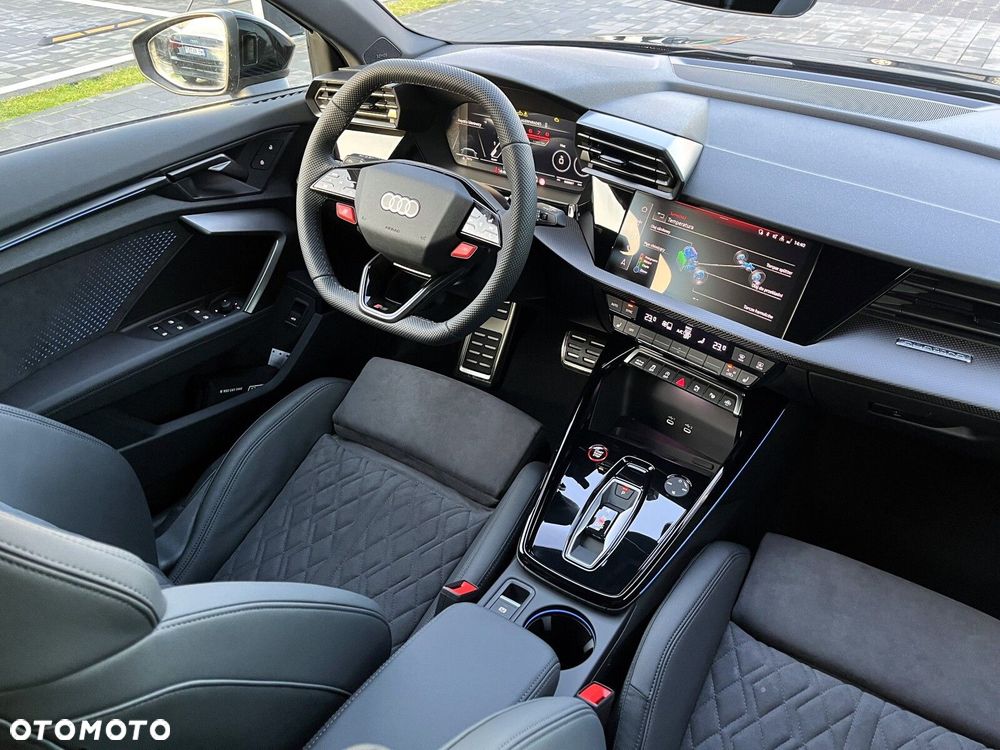 Audi RS3 Sportback - 15