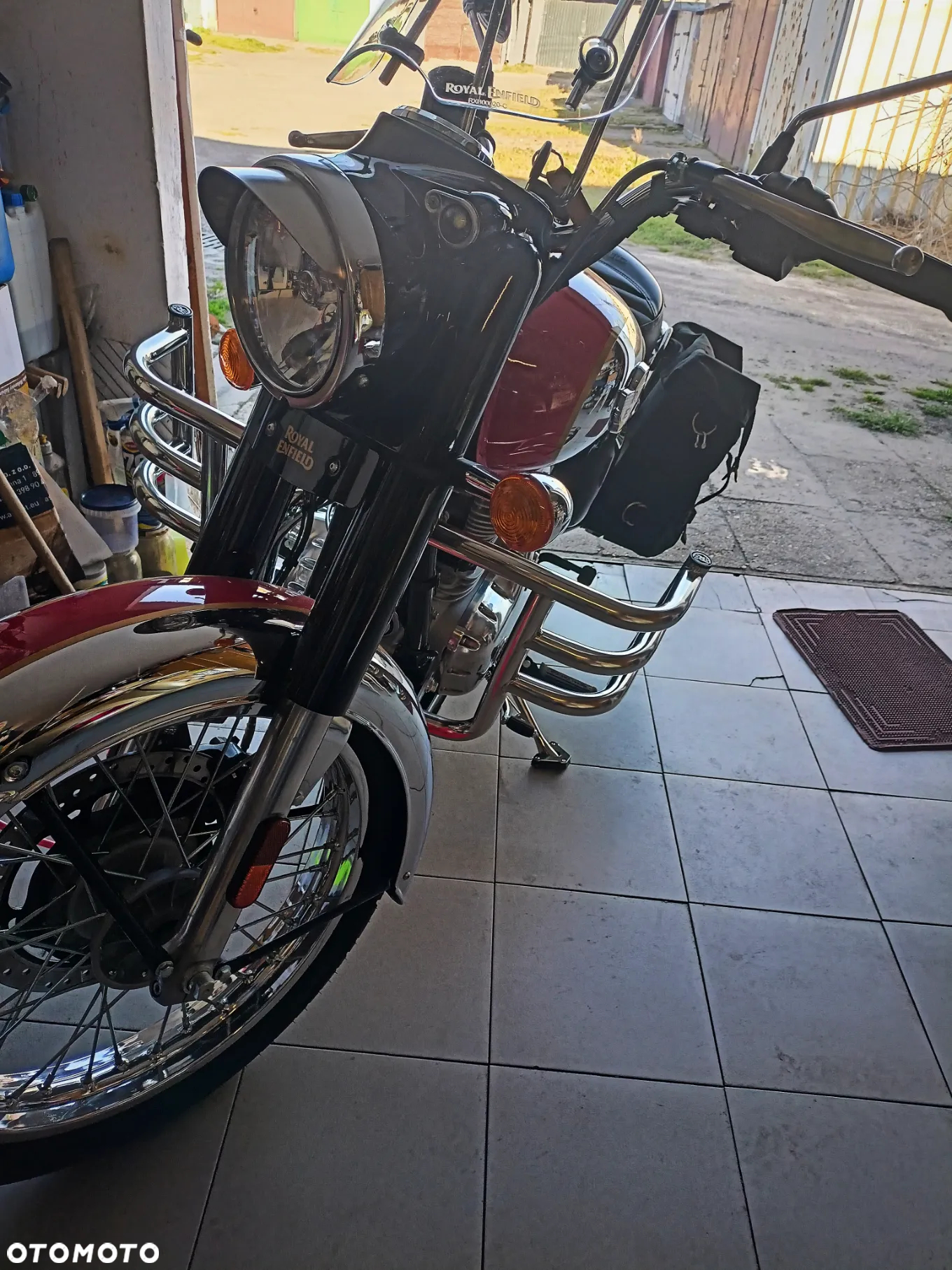 Royal Enfield Classic - 8