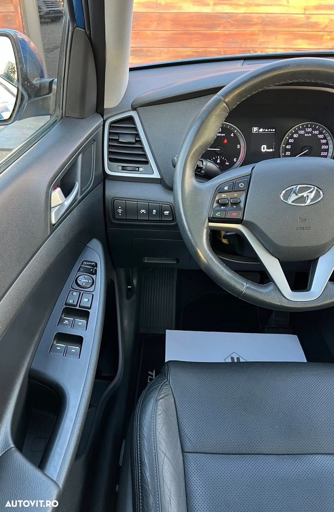 Hyundai Tucson 2.0 CRDI 4WD Automatik Premium - 18