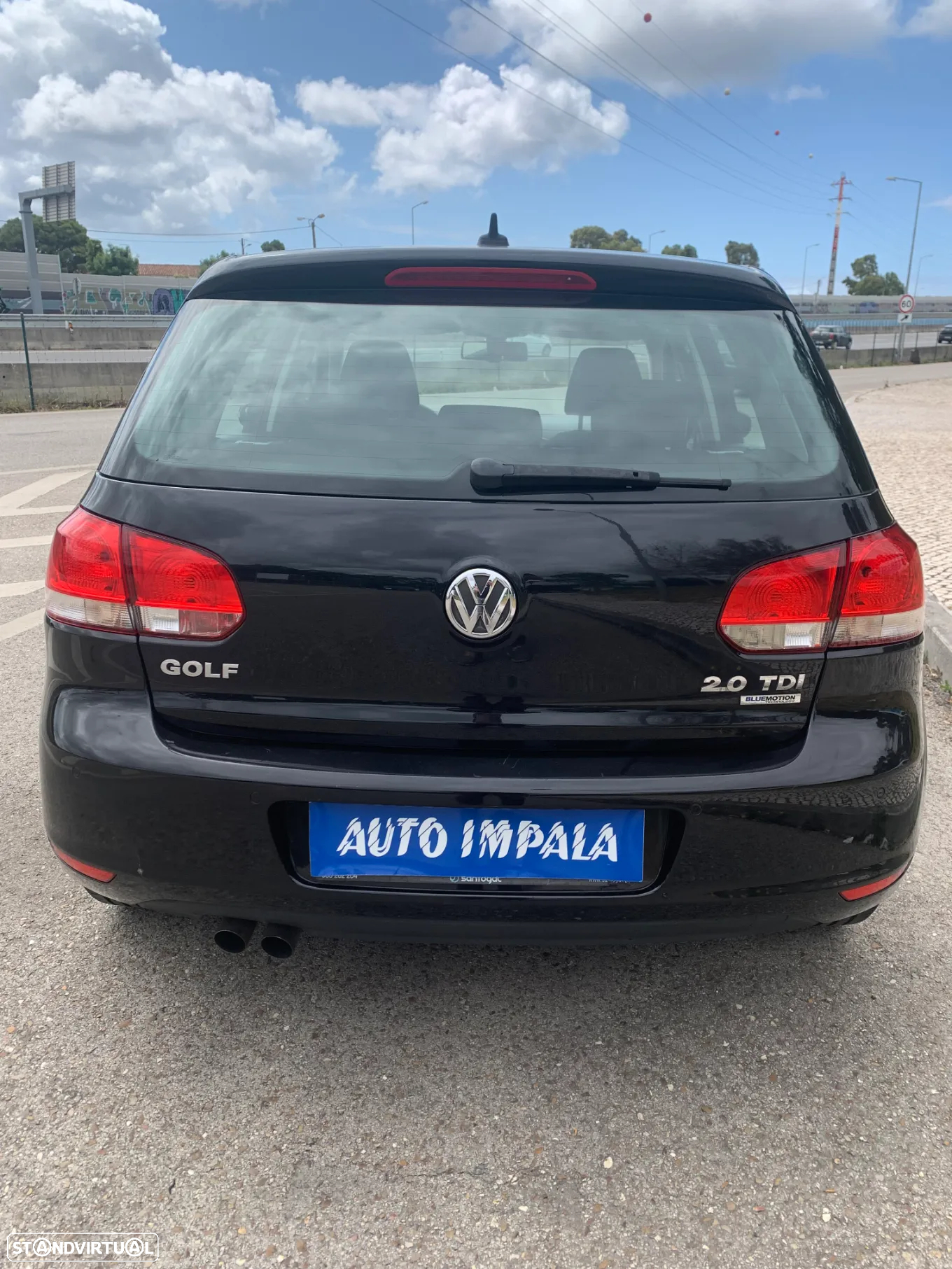 VW Golf 2.0 TDi BlueMotion Confortline - 6