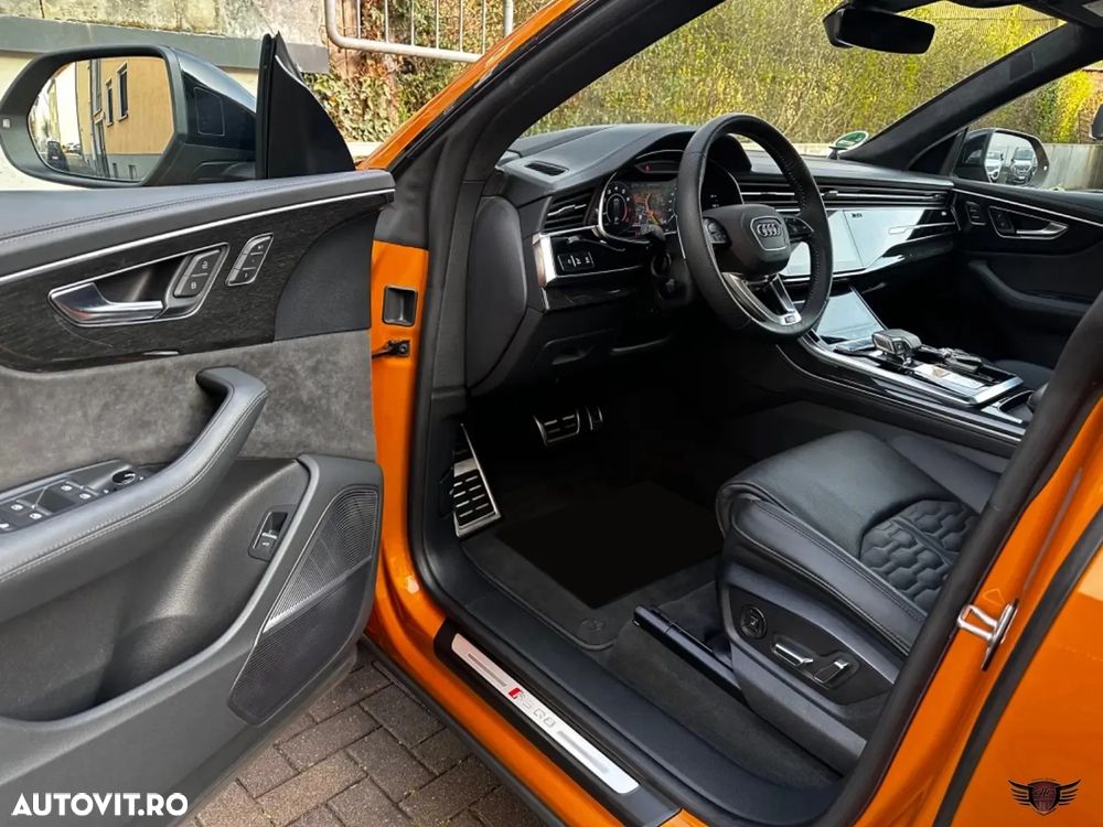 Audi RS Q8 TFSI quattro tiptronic - 11