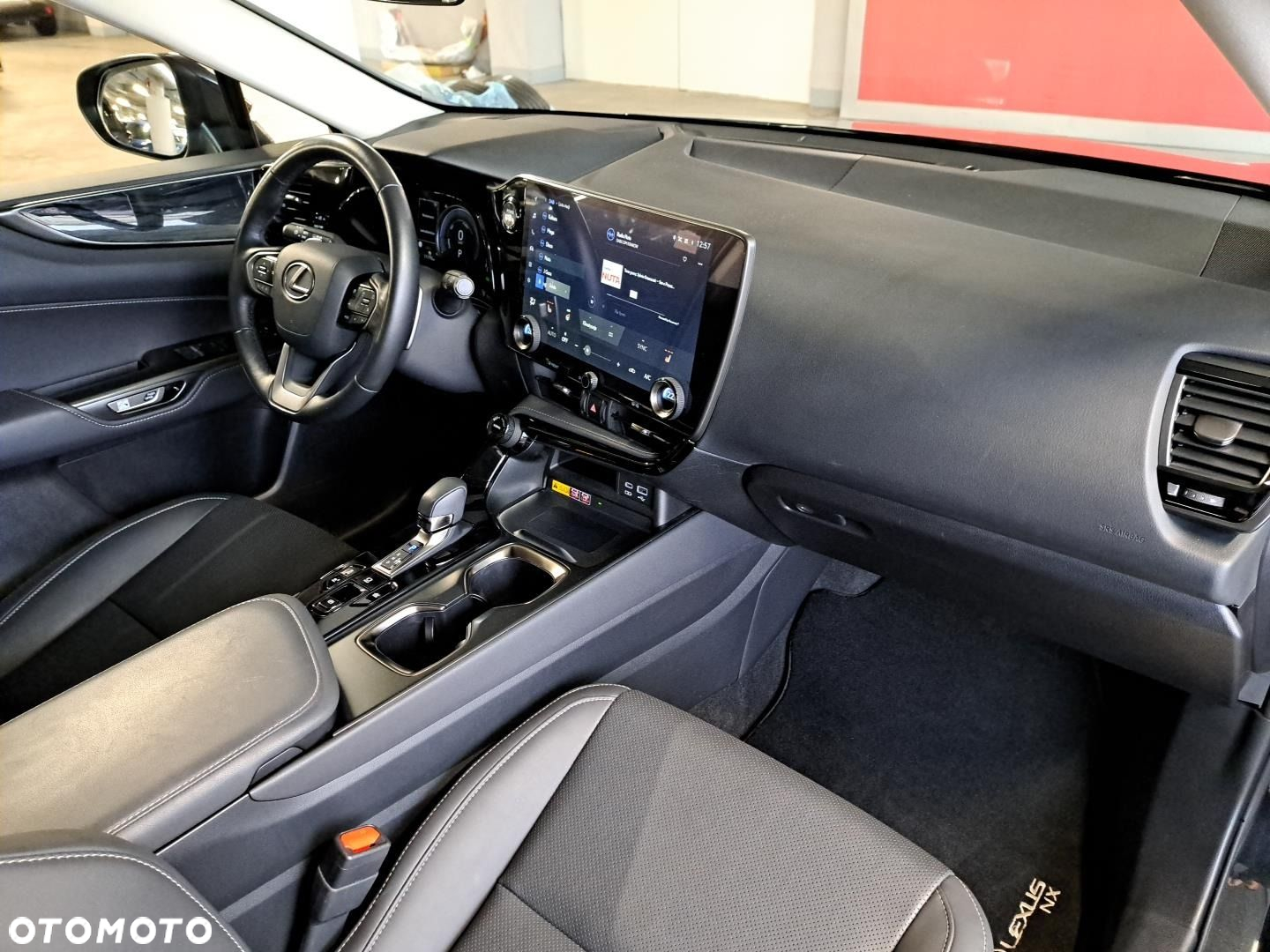 Lexus NX - 14